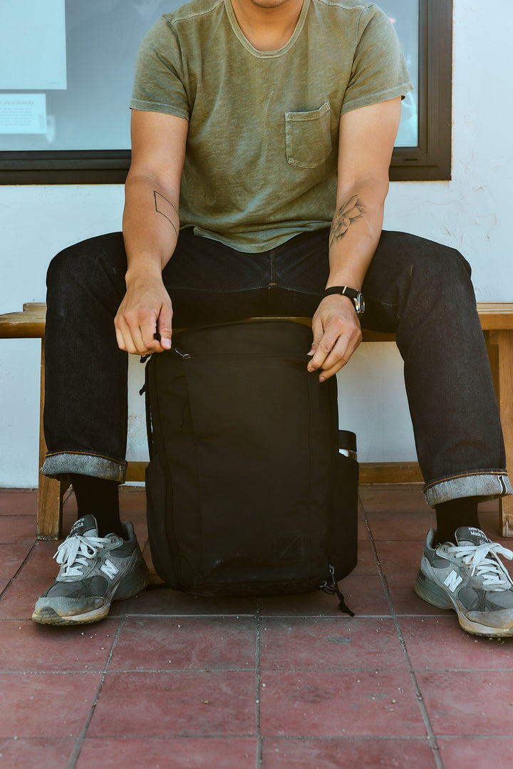 CIVIC TRAVEL BAG 26L