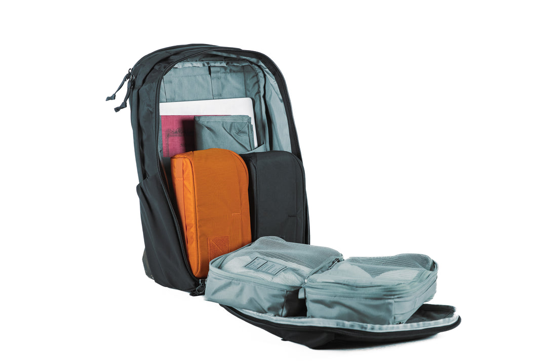CIVIC TRAVEL BAG 26L