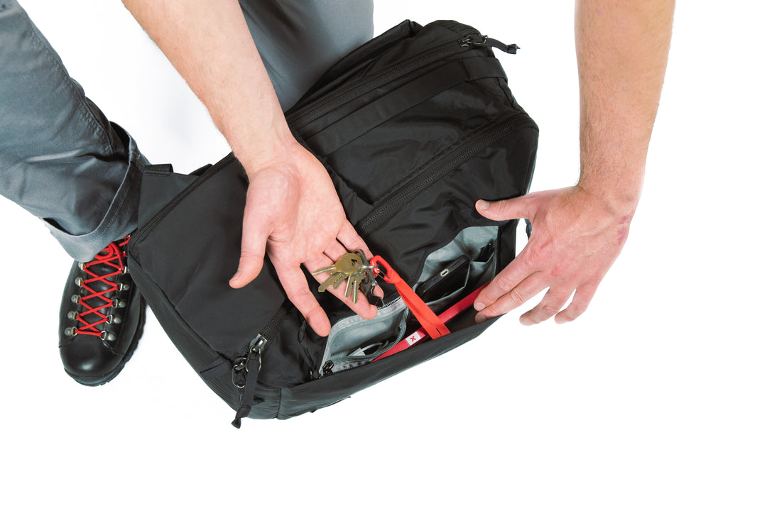 CIVIC TRAVEL BAG 26L